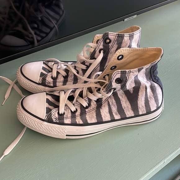 Zebra high top Converse - Picture 2 of 5
